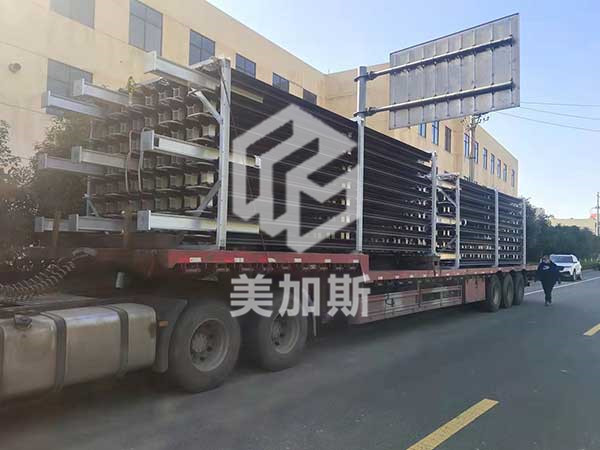 氣化器-半導(dǎo)體項(xiàng)目（黑色氧化）-3000方空溫氣化器2臺.jpg